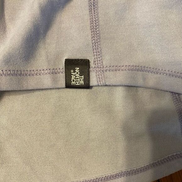 The north Face size‎ small lilac long sleeve scoop neck athletic tunic top - Picture 3 of 5